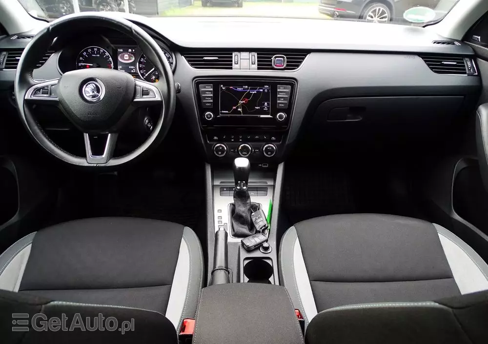 SKODA Octavia 2.0 TDI Joy DSG