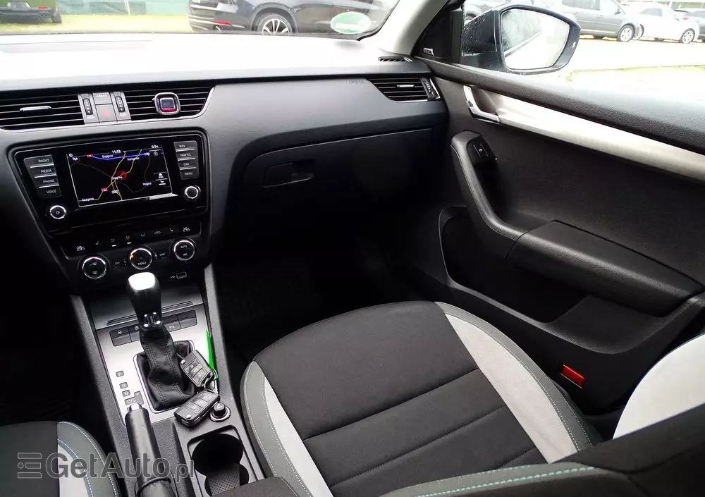 SKODA Octavia 2.0 TDI Joy DSG