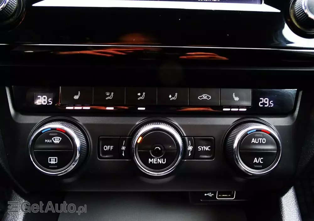 SKODA Octavia 2.0 TDI Joy DSG