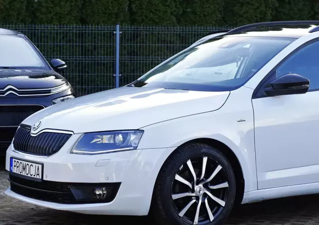 SKODA Octavia 2.0 TDI Joy DSG