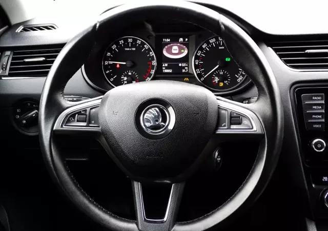 SKODA Octavia 2.0 TDI Joy DSG