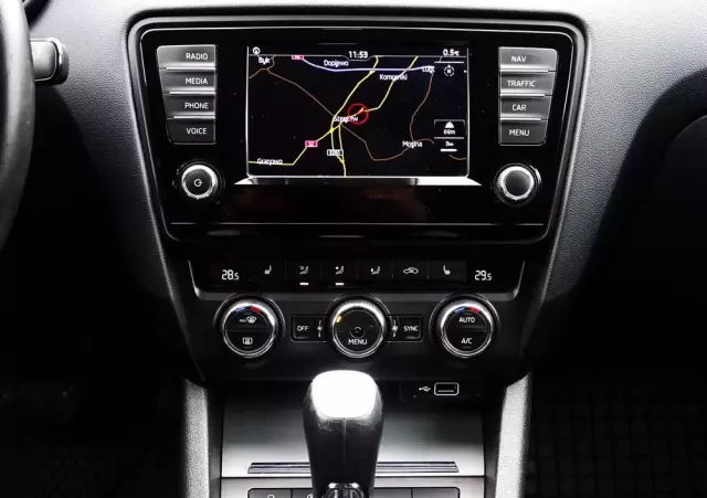 SKODA Octavia 2.0 TDI Joy DSG