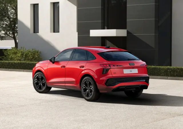 AUDI Q3 Sportback 