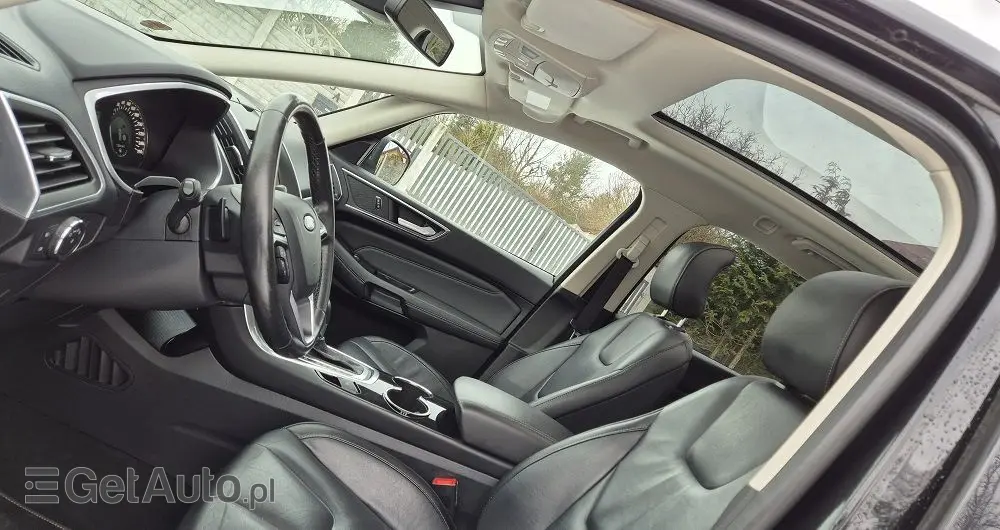 FORD S-Max 2.0 TDCi Titanium