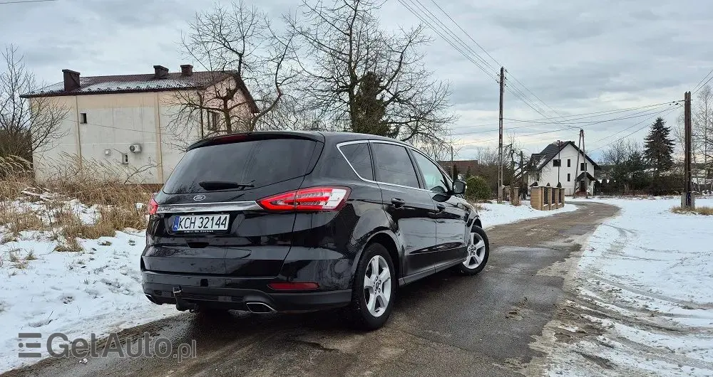 FORD S-Max 2.0 TDCi Titanium