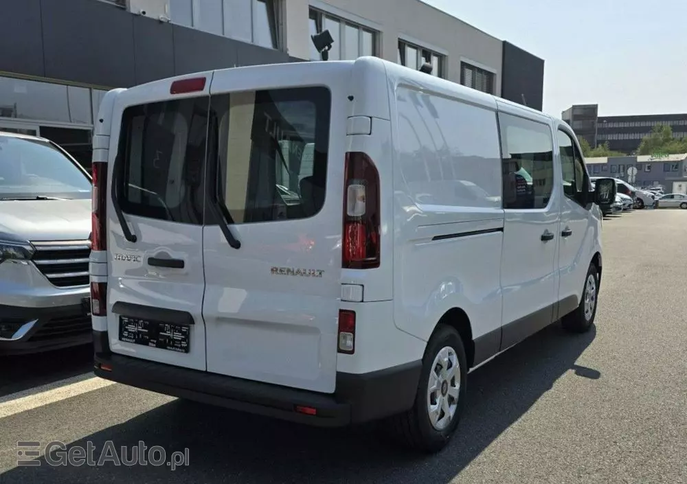 RENAULT Trafic 