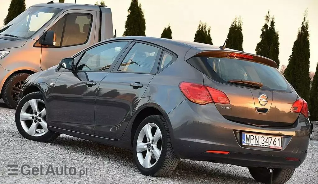 OPEL Astra 
