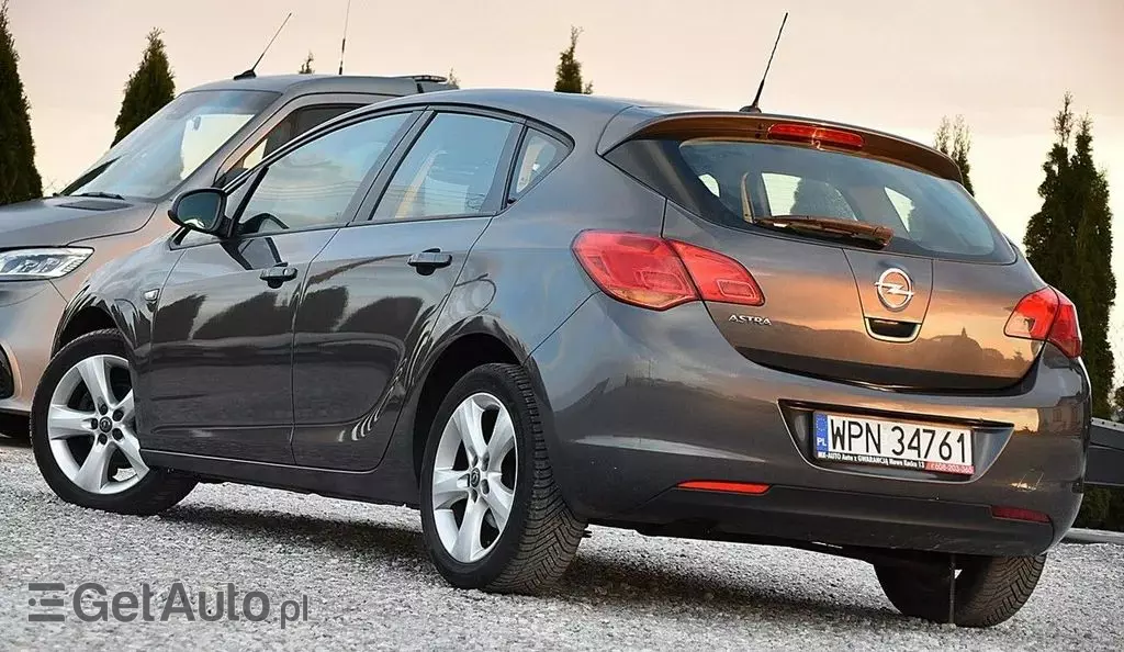 OPEL Astra 