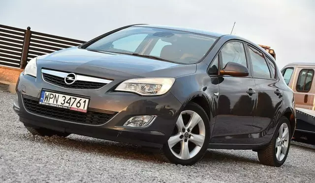 OPEL Astra 