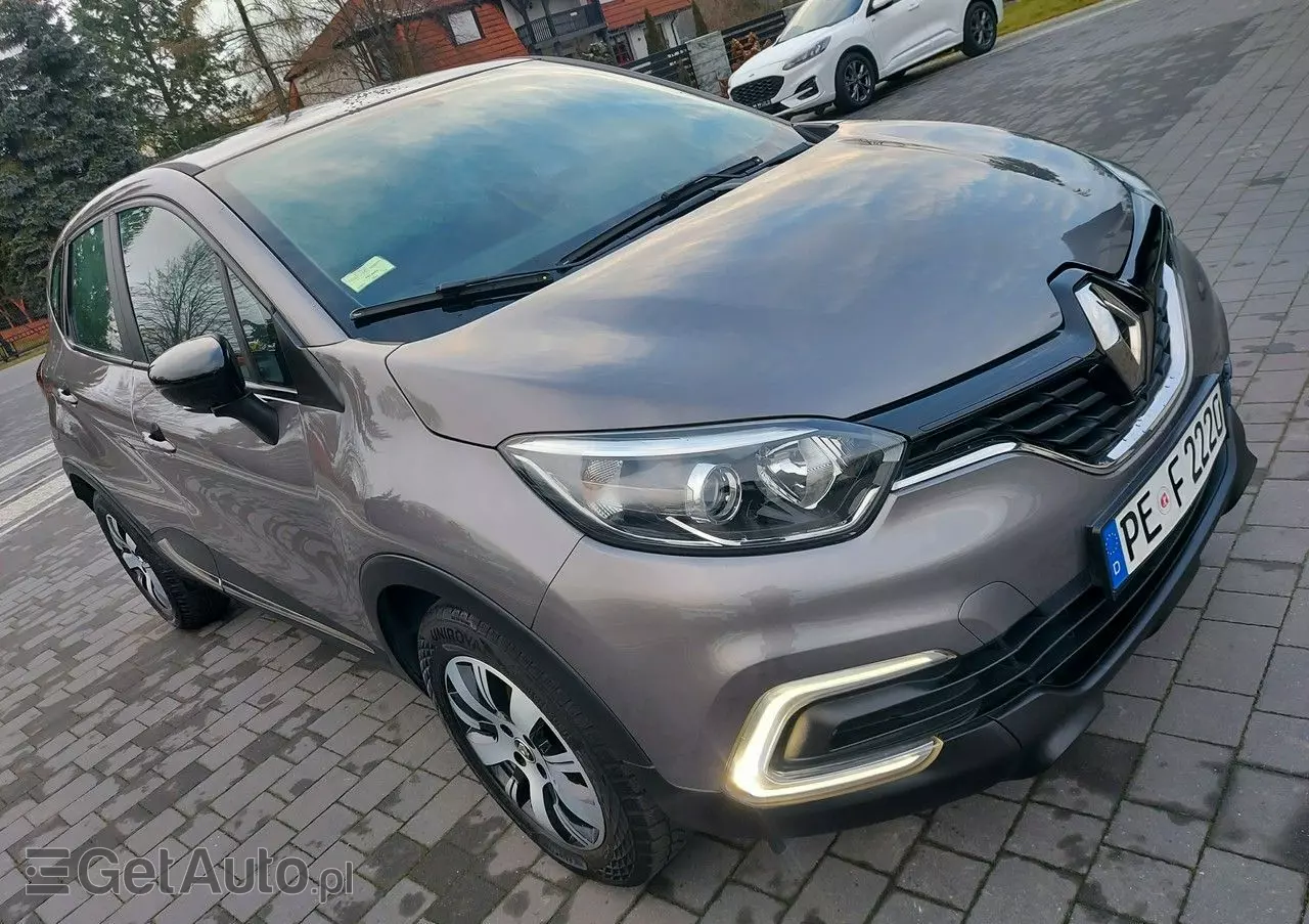 RENAULT Captur 