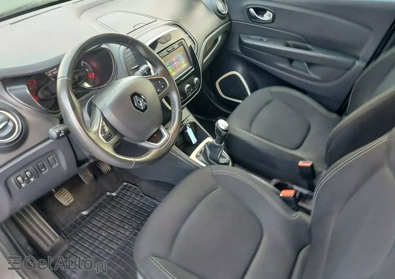 RENAULT Captur 