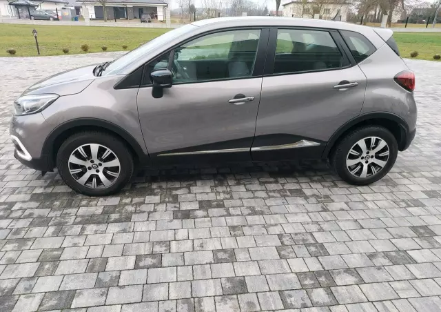 RENAULT Captur 