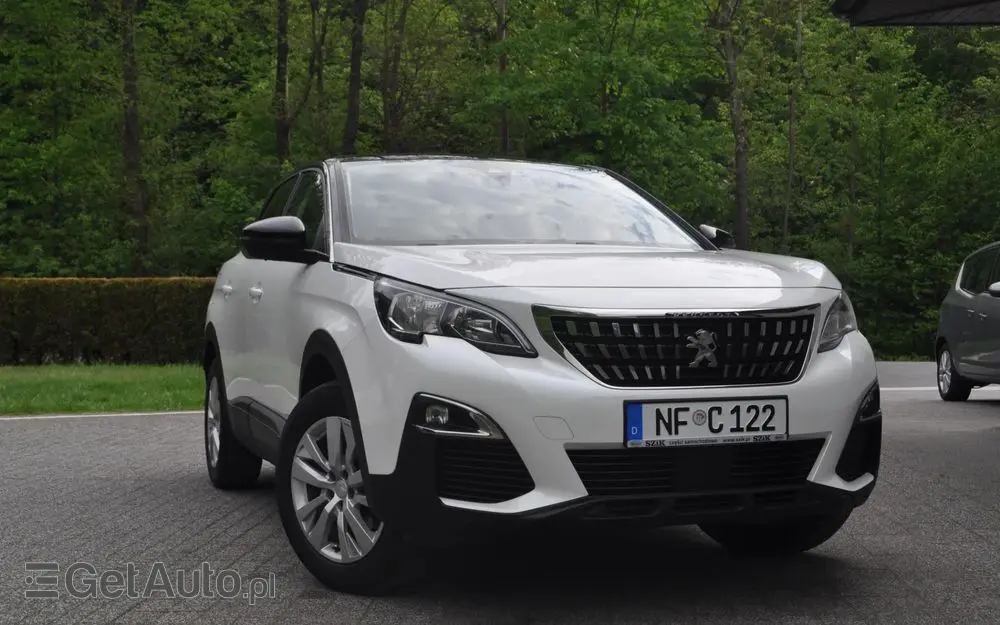 PEUGEOT 3008 BlueHDi 120 Stop & Start Allure