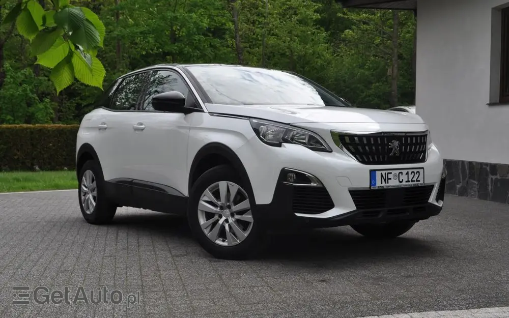 PEUGEOT 3008 BlueHDi 120 Stop & Start Allure