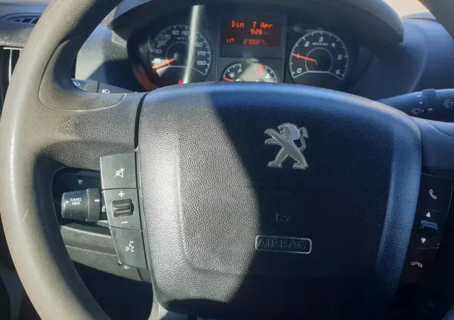 PEUGEOT Boxer 