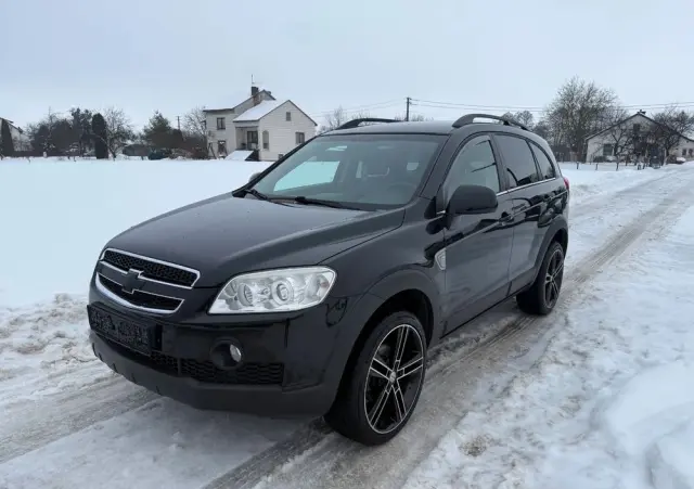 CHEVROLET Captiva 2.4 2WD 7 Sitzer LS