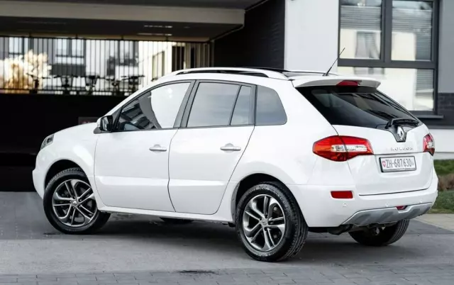 RENAULT Koleos 2.5 16V 4x4 Dynamique