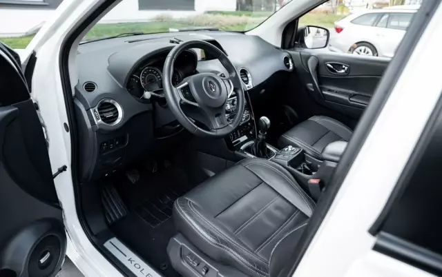 RENAULT Koleos 2.5 16V 4x4 Dynamique