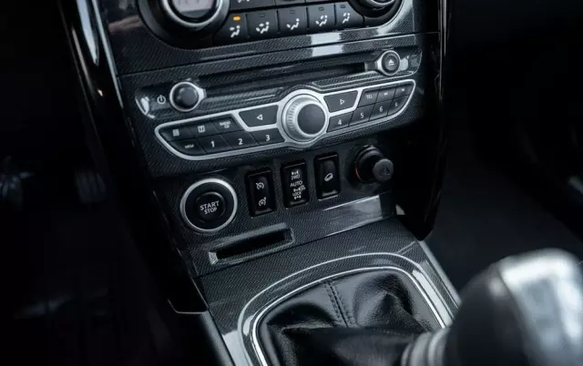 RENAULT Koleos 2.5 16V 4x4 Dynamique