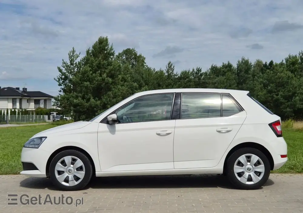 SKODA Fabia 1.0 Ambition