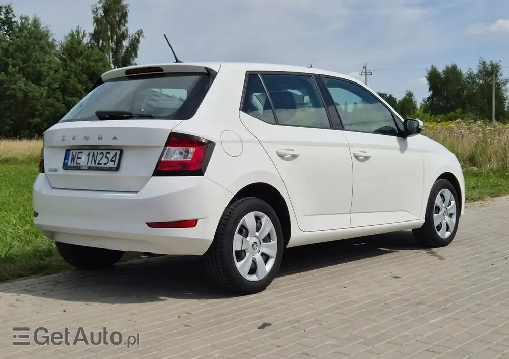 SKODA Fabia 1.0 Ambition