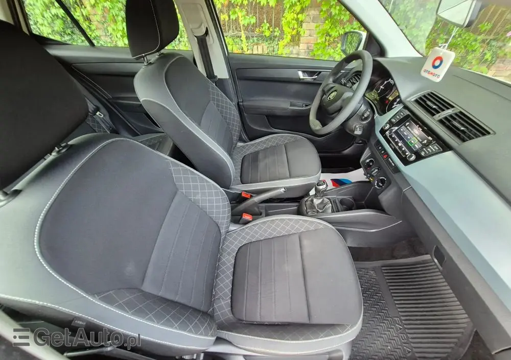 SKODA Fabia 1.0 Ambition