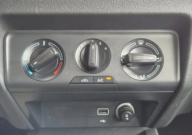 SKODA Fabia 1.0 Ambition