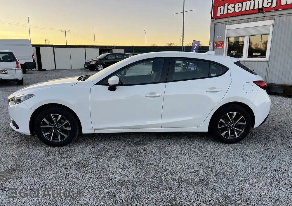 MAZDA 3 1.5 Skyenergy