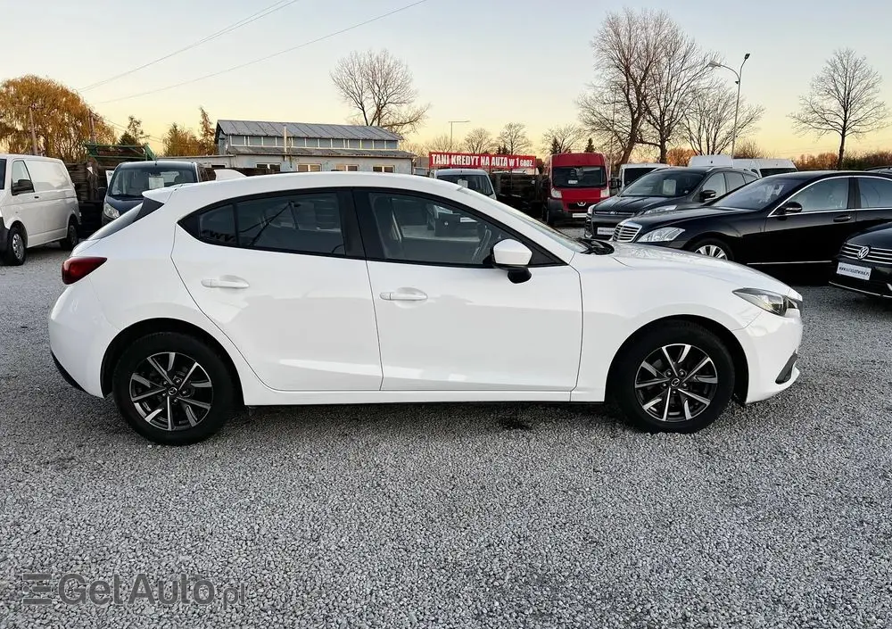 MAZDA 3 1.5 Skyenergy