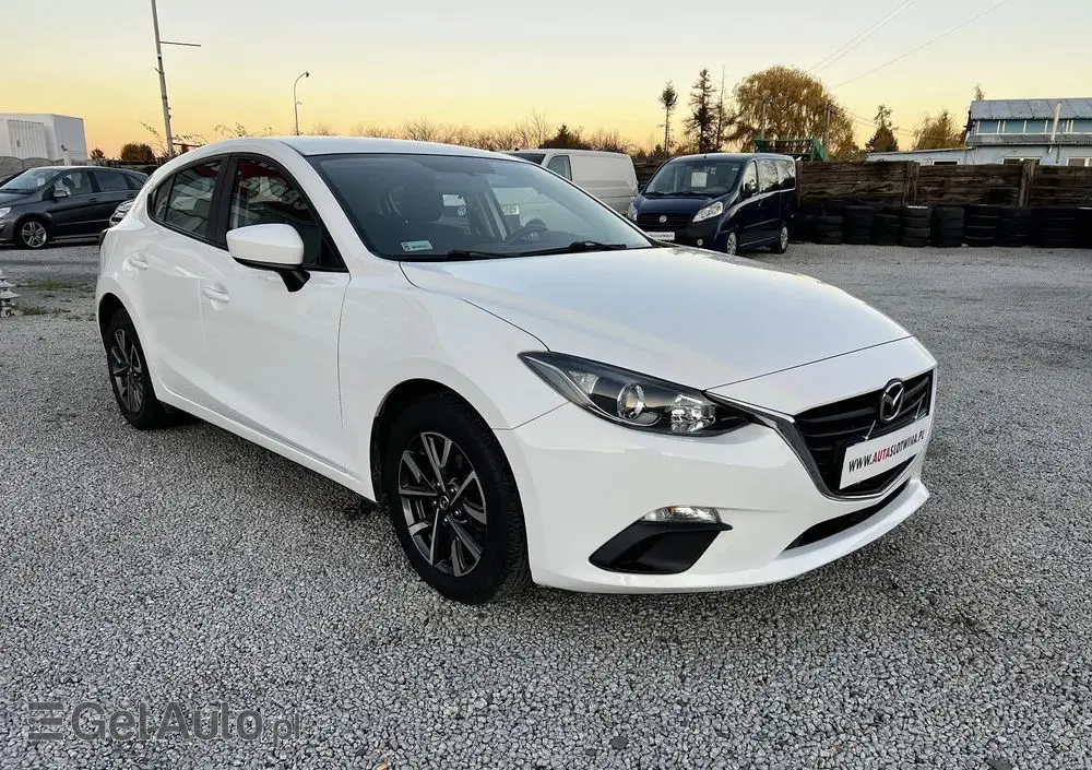 MAZDA 3 1.5 Skyenergy
