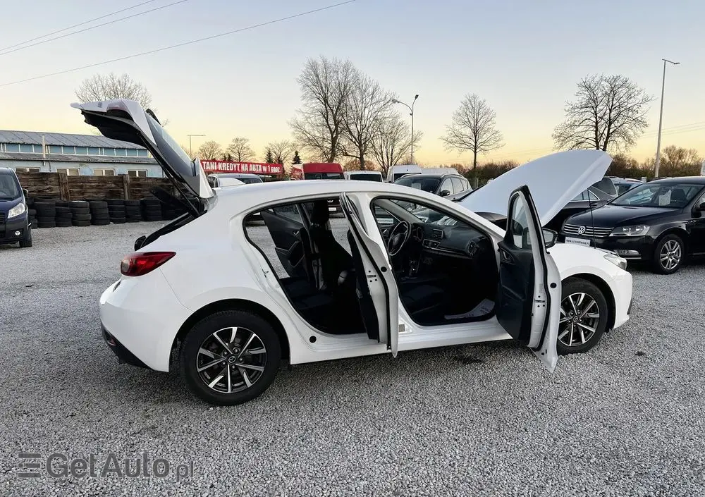MAZDA 3 1.5 Skyenergy