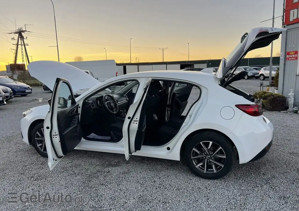 MAZDA 3 1.5 Skyenergy
