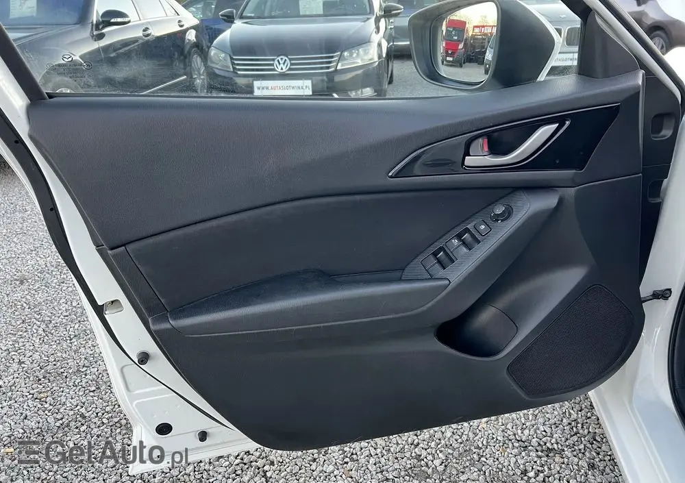 MAZDA 3 1.5 Skyenergy