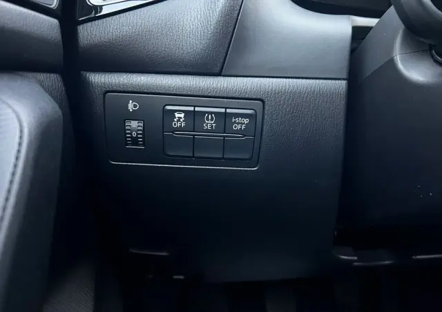 MAZDA 3 1.5 Skyenergy