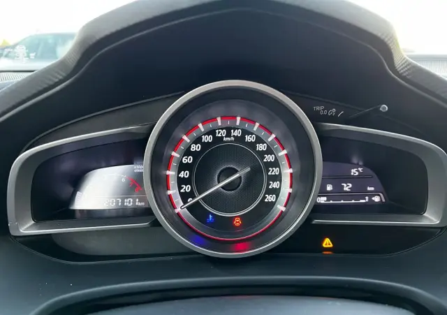 MAZDA 3 1.5 Skyenergy