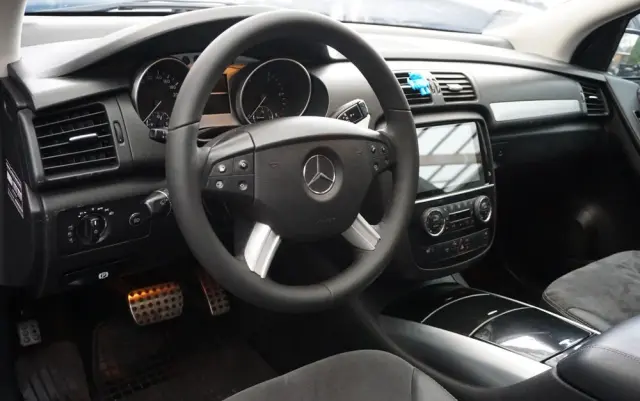 MERCEDES-BENZ Klasa R 320 CDI 4Matic 7G-TRONIC Travel Edition