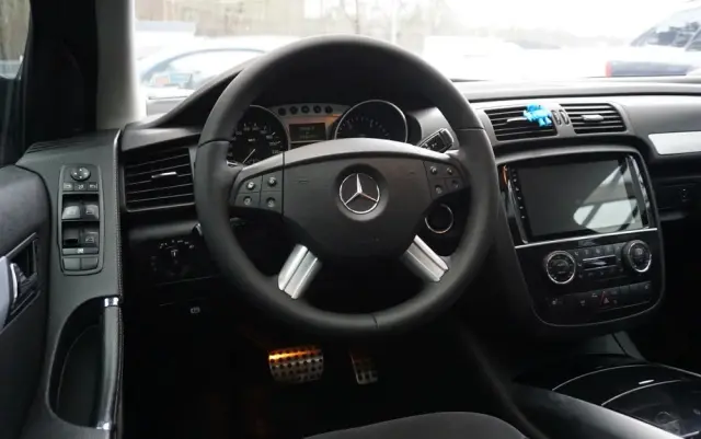 MERCEDES-BENZ Klasa R 320 CDI 4Matic 7G-TRONIC Travel Edition