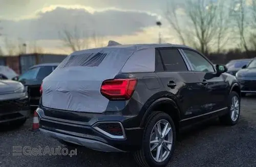 AUDI Q2 