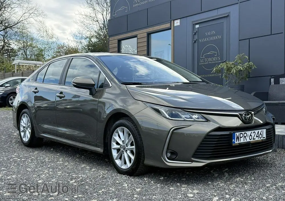 TOYOTA Corolla 1.5 Comfort