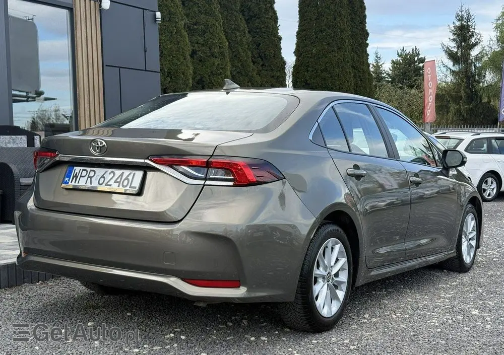 TOYOTA Corolla 1.5 Comfort