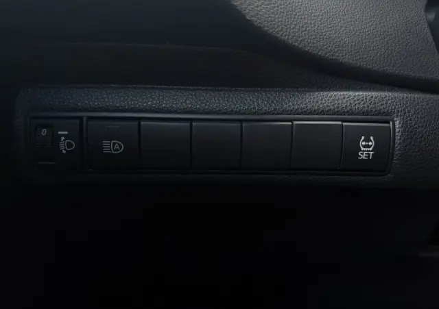TOYOTA Corolla 1.5 Comfort