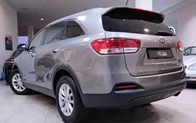 KIA Sorento 2.4 GDI AWD Vision