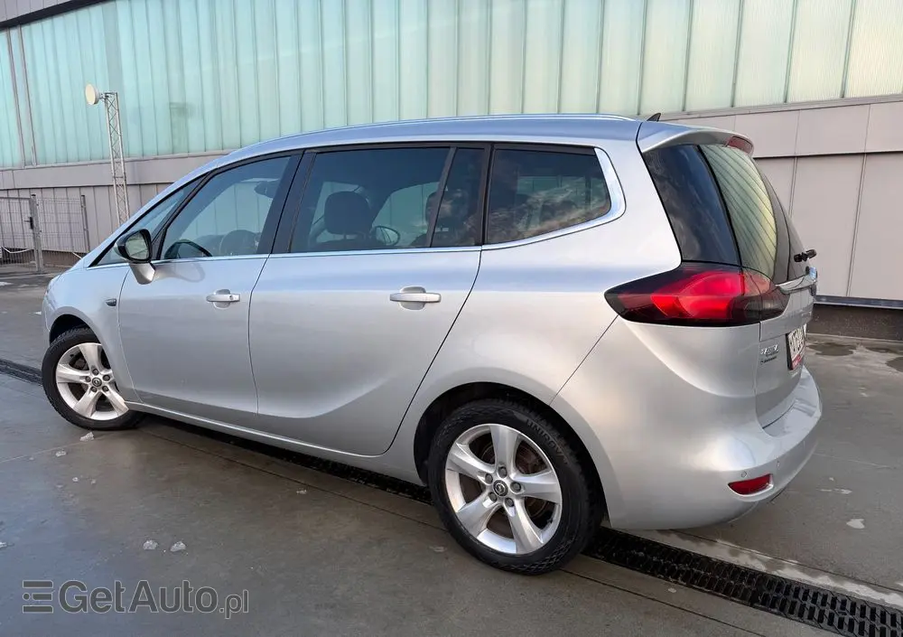 OPEL Zafira 1.6 CDTI Cosmo