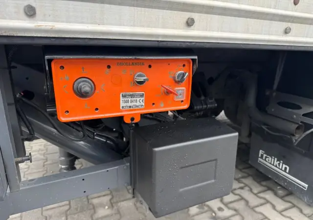 MERCEDES-BENZ ATEGO 1324,1524,1327,1527 KONTENER WINDA ,CHLODNIA PODWOZIE DO ZABUDOWY POD KLIJENTA KILKA SZTUK NA PLACU FAKTURA VAT 