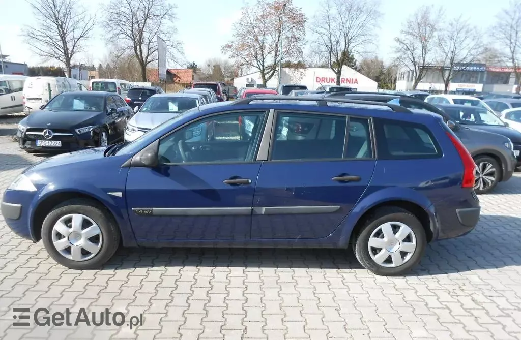 RENAULT Megane 