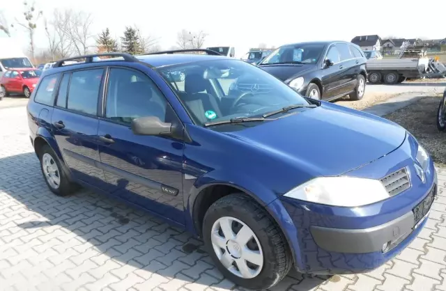 RENAULT Megane 