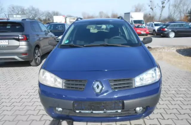 RENAULT Megane 
