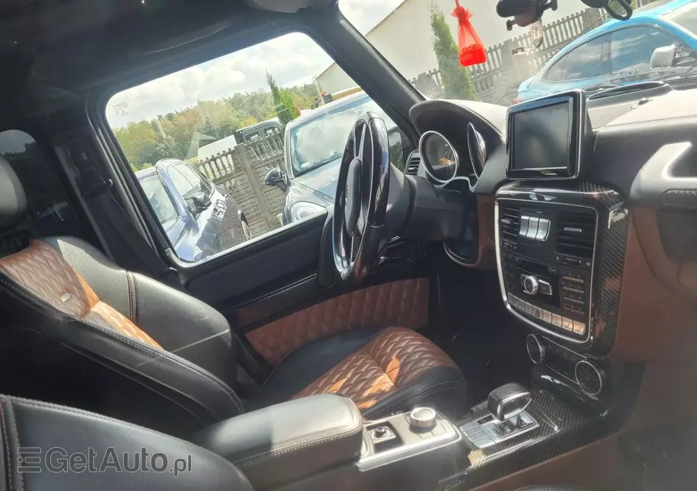 MERCEDES-BENZ Klasa G AMG 63