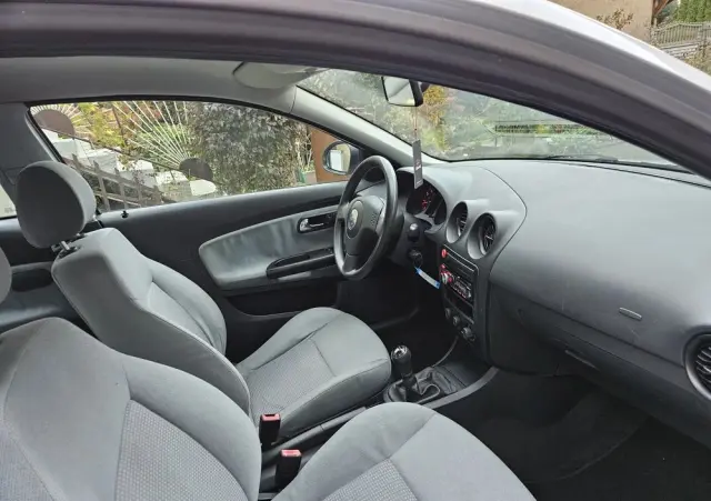 SEAT Ibiza 1.4 16V Stylance