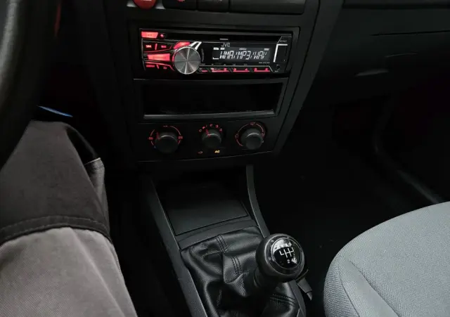 SEAT Ibiza 1.4 16V Stylance